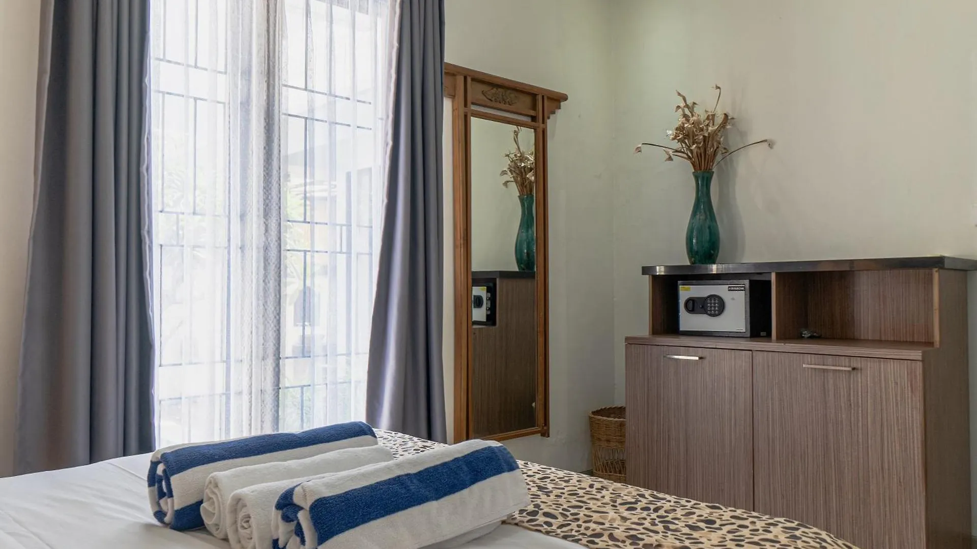 Little Zen Hotel Jimbaran  Indonesia